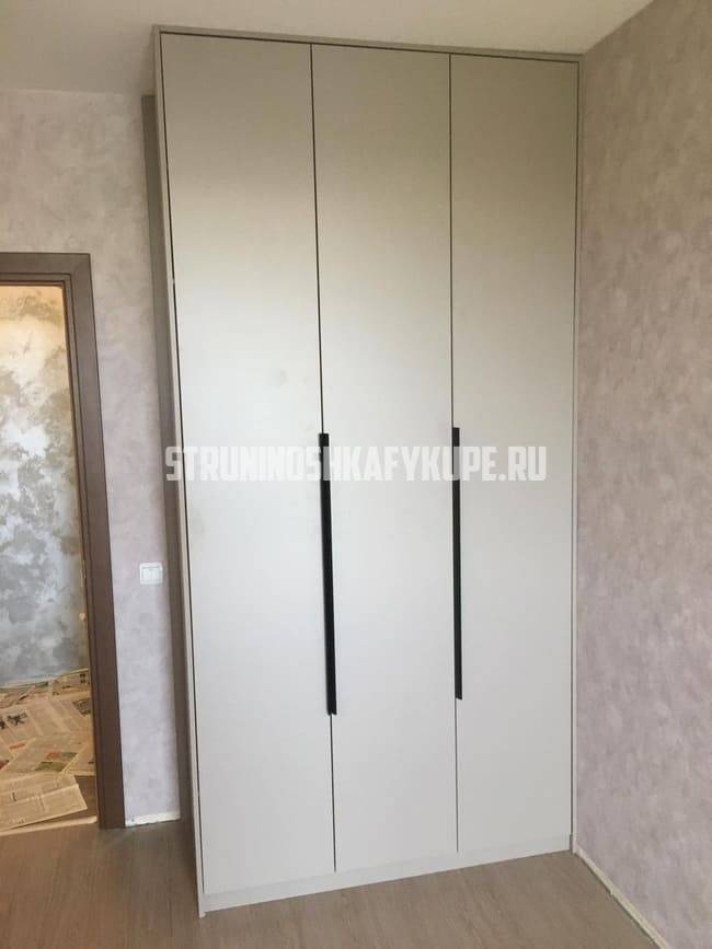 Распашные шкафы Струнино