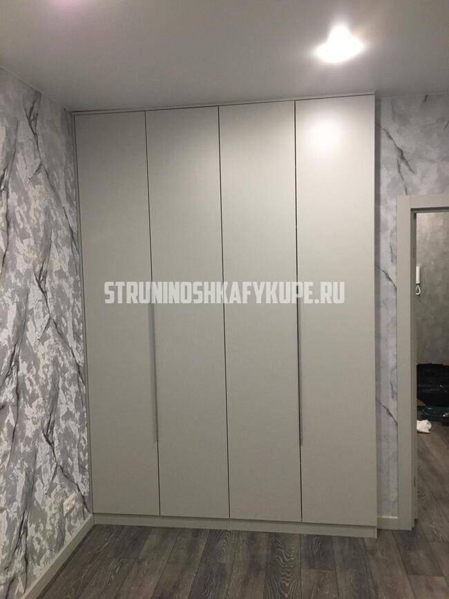 Распашные шкафы Струнино