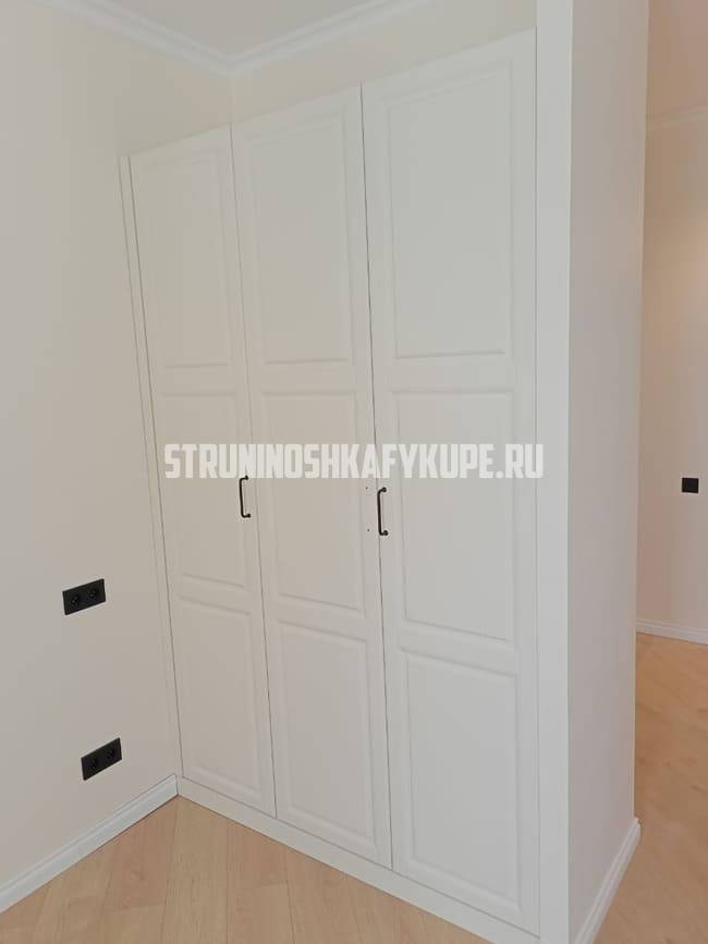 Распашные шкафы Струнино