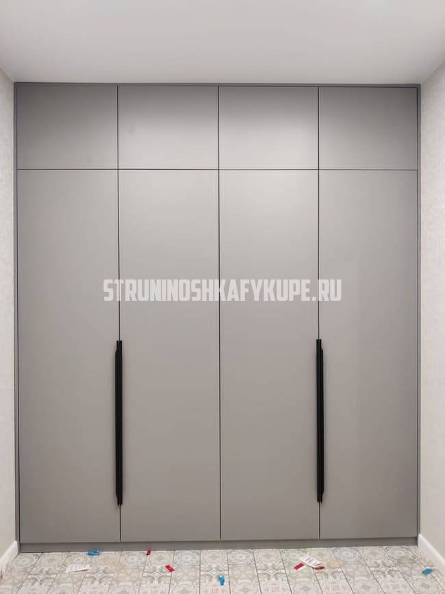 Распашные шкафы Струнино